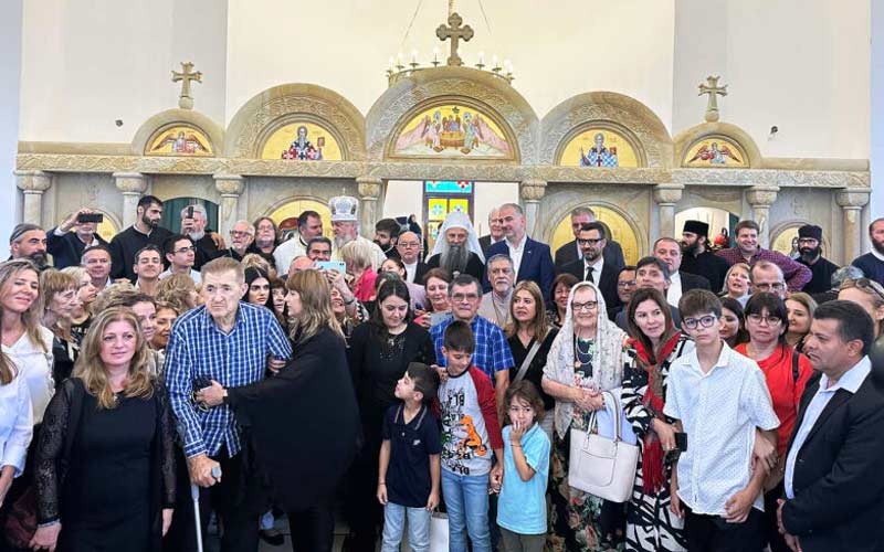 патријарх српски Порфирије у Аргентини са Народом Божијим