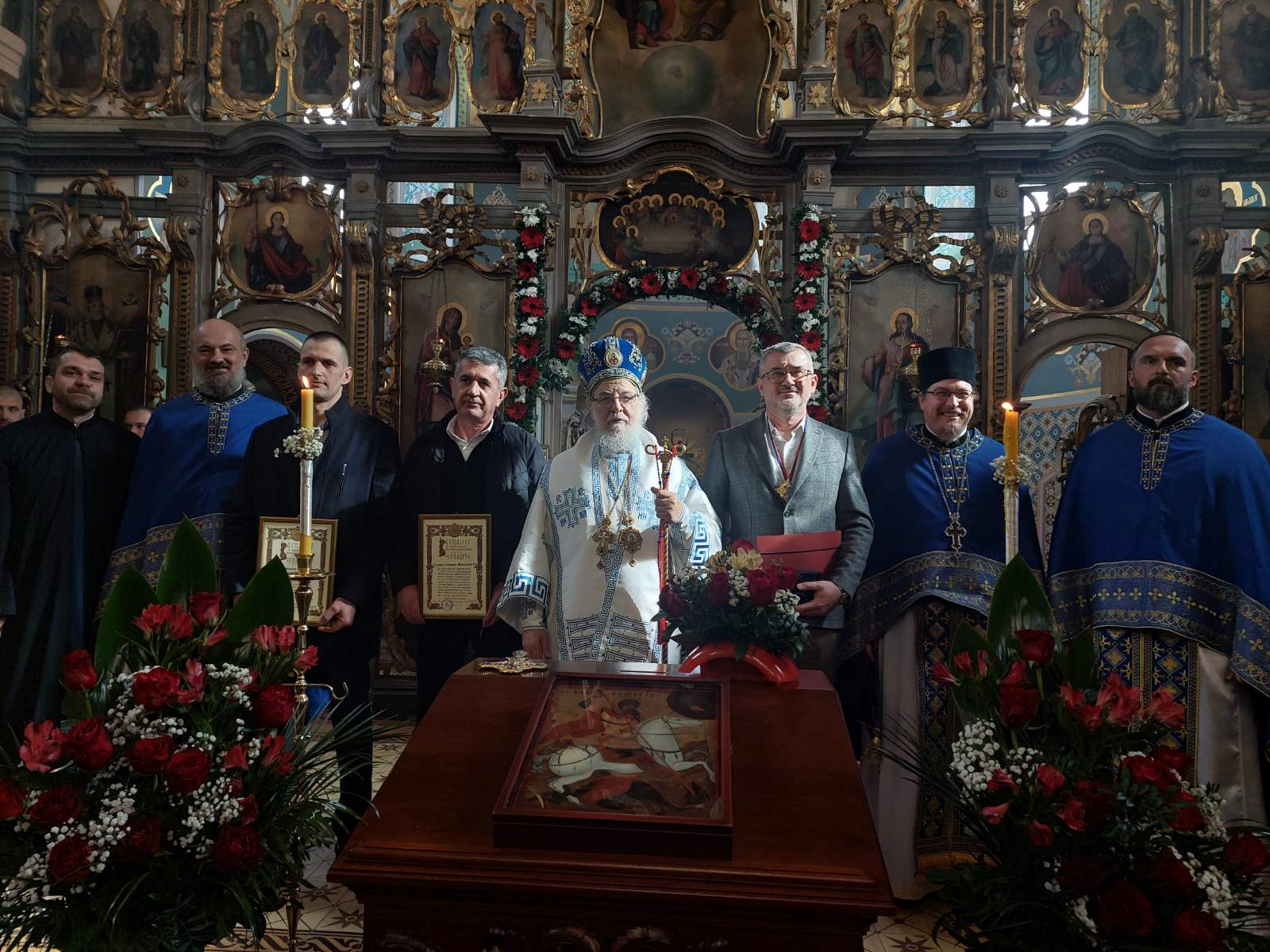 Управа храма Светог великомученика Георгија у Угриновцима