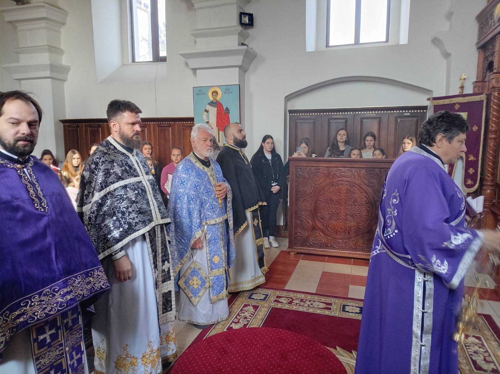 Епархија сремска