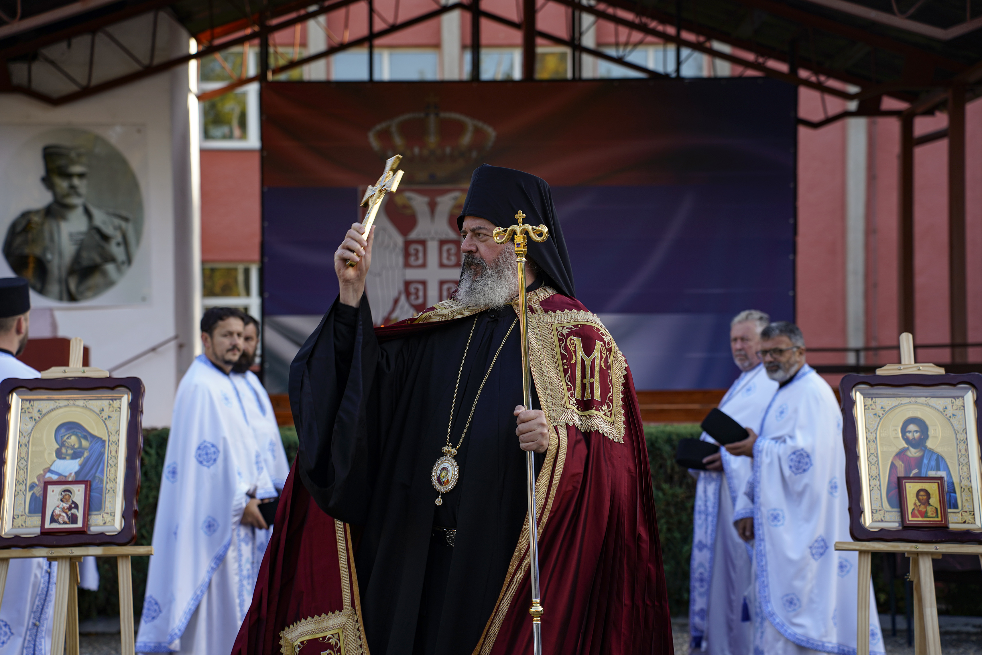 епископ ваљевски Исихије