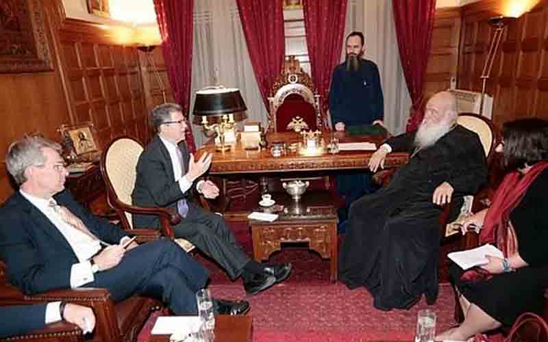 Џефри Пајет, Сем Браунбек са делегацијом код атинског архиепископа Јеронима, 12. мај 2019.