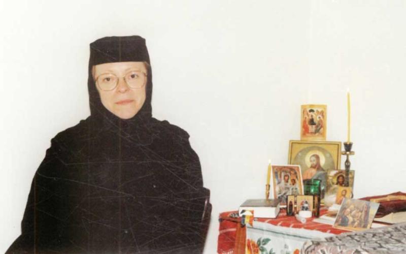 мати Фива